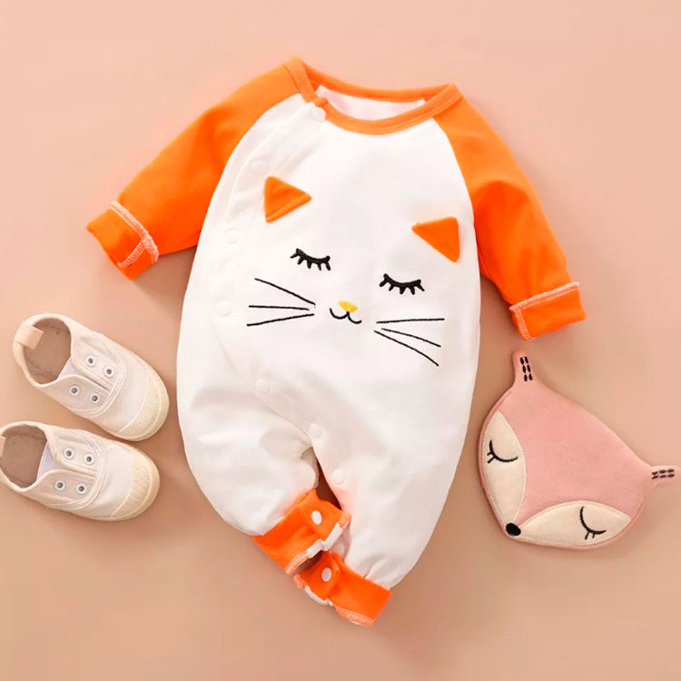 Traje de gatito naranja